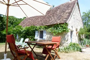 Country House 'Hameau des Rabauds - La Tourderie' with Pool, Private Garden & Wi-Fi - Image 2