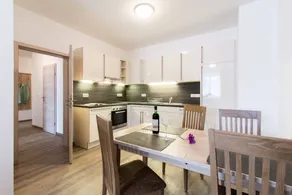 Apartment with barbeque & terrace - Image 2