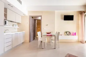 Holiday apartment with terrace - Image 4