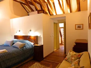 Holiday Home 'L'ancien Collège' with Private Pool, Wi-Fi and Air Conditioning - Image 3