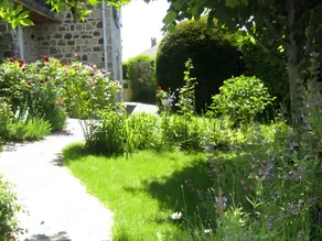 Ferienwohnung mit Garten und Terrasse | Gartenblick - Image 5