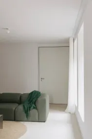 Apartment with sauna, garden & terrace - Image 2
