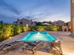 Fully equipped house with BBQ, terrace & garden | Dogs allowed - Image 2