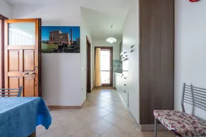 Ferienhaus mit Terrasse | Meerblick | Strand in der Nähe - Image 5