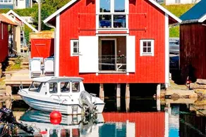Holiday home with garden & terrace | Pet-friendly - Image 2