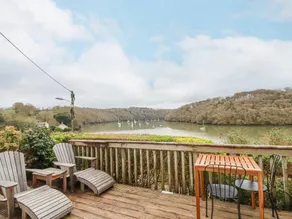 Fully equipped beautiful cottage with terrace & garden | Dogs allowed - Image 3