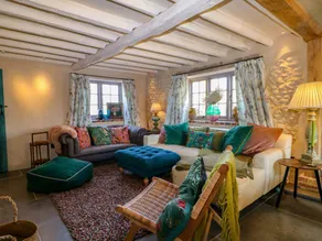 Casa rural apropiada para familias con jacuzzi y jardín | Admite mascotas - Image 5