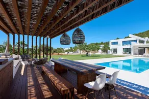 Stunning 8 Bedroom Mansion in Ibiza City, 1005 - Image 4