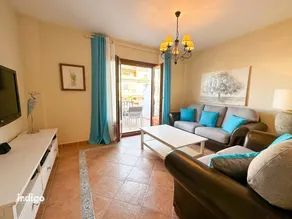 Family-oriented lovely flat with pool & terrace - Image 3