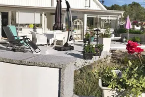 House with BBQ, garden & terrace - Image 2