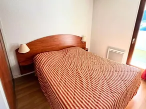 Charming apartment with garden, heated pool & terrace | Next to the ski | Dogs allowed - Image 3