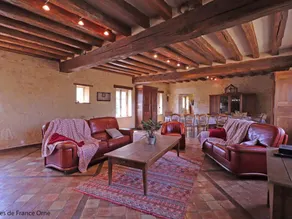 Cottage with private pool, garden & barbeque - Image 5