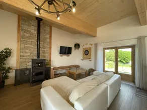 Gite with garden, terrace & pool | Dogs allowed - Image 4
