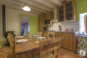 Child-friendly gite with terrace, barbeque & garden - Image 3