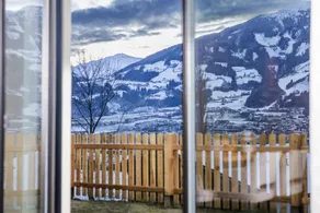 Apartment with garden | Garden view - Image 5