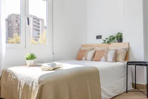 Charming dedicated room - Image 3