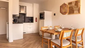 Holiday apartment with terrace - Image 4