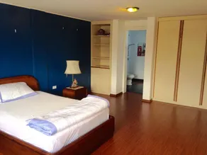 Dedicated room with terrace - Image 3