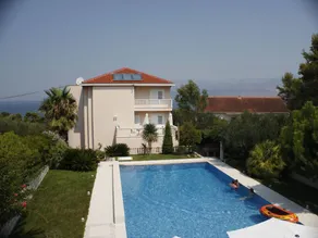 Wonderful holiday apartment with terrace, BBQ & pool - Image 5