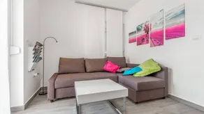 Nice holiday apartment with barbeque, sauna & pool - Image 2