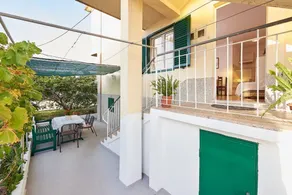Merveilleux appartement avec barbecue et terrasse | Vue jardin - Image 3
