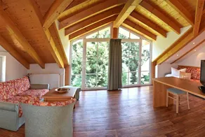 Family-oriented flat with sauna, garden & barbeque | Garden view | Pets allowed - Image 3