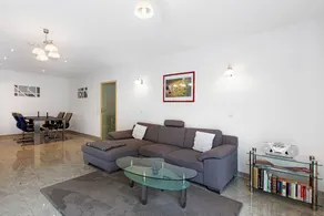 Pleasant flat with terrace | Garden view - Image 5
