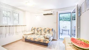 Beautiful flat with terrace - Image 2