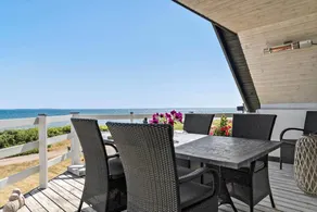 Ferienhaus mit Terrasse und Grill | Meerblick - Image 3