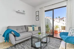 Voll ausgestattete Wohnung mit Terrasse und Pool | Meerblick | Neben dem Strand - Image 5