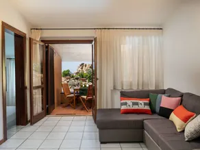 Maison avec piscine privée, terrasse et barbecue - Image 4