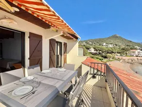 Apartment with stunning sea view - 4 guests - Image 4