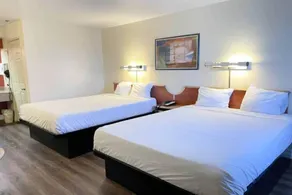 Holiday apartment with pool - Image 5