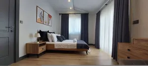 Professionally Maintained, Spacious New Suites 3 - Image 2