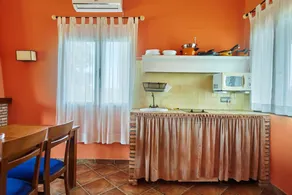 Country House 'Casa El Águila' with Mountain View, Shared Pool and Air Conditioning - Image 5