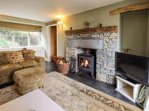 Family-friendly beautiful cottage with terrace, hot tub & garden | Dogs allowed - Image 4