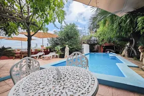 Appart'hôtel avec terrasse et piscine - Image 2