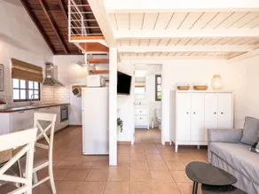 House with garden - Image 4