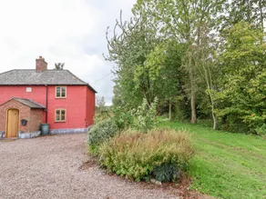 Familienfreundliches charmantes Landhaus mit Garten - Image 3