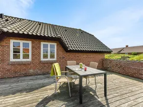 Child-friendly spacious holiday home with terrace & sauna | Next to the beach | Pets allowed - Image 3