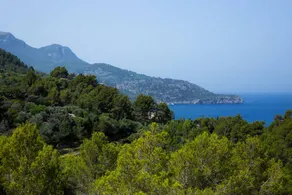 Maison de vacances avec internet haut débit, terrasse et piscine privée | Vue mer - Image 4