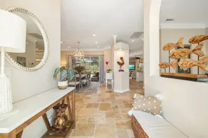 Bungalow with private pool & BBQ | Lake view - Image 5