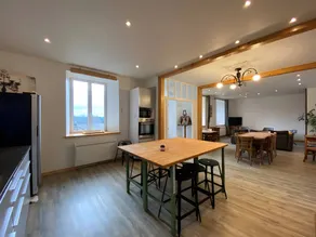 Family-oriented ample house with terrace, barbeque & garden | Mountain view | Good for workation | Pet-friendly - Image 5