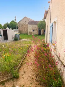 Casa con barbecue e giardino - Image 3
