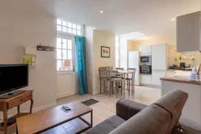 Charming flat | City view | Pet-friendly - Image 3