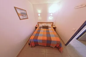 Wonderful apartment with terrace, garden & pool | Beach nearby | Dogs allowed - Image 3
