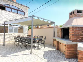 Fantástica casa con terraza, jardín y piscina privada | Se admiten mascotas - Image 5