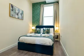 Pleasant flat with terrace - Image 4