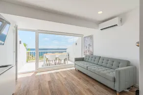 Apartment 'Oásis' with Sea View, Wi-Fi and Air Conditioning - Image 2