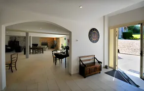 Évasion Bed and Breakfast with Wi-Fi and Air Conditioning - Image 4
